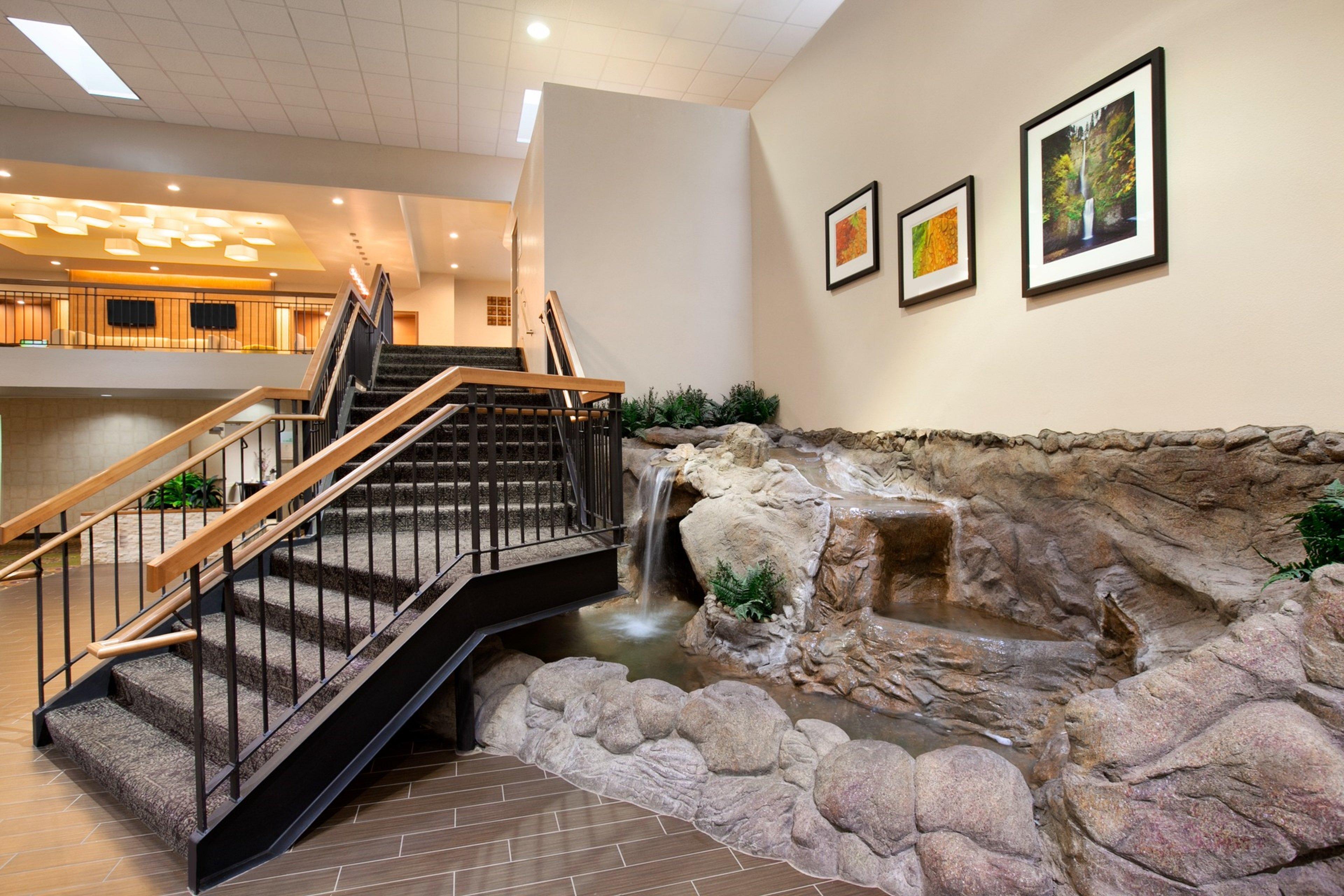 Holiday Inn Portland-Airport I-205 By Ihg Exteriör bild